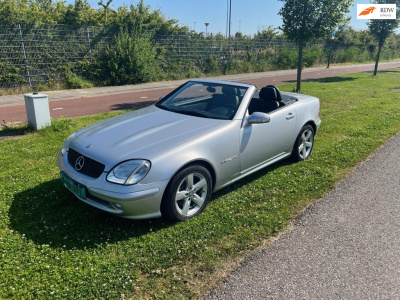Mercedes-Benz SLK 200 k.