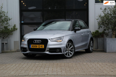 Audi A1 Sportback 1.2 tfsi pro line s - s line - 5drs - stoelverw - aut verlichting - clima - 17inch - keyless entry - topstaat!