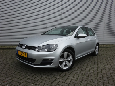 Volkswagen Golf 1.4 tgi cng highline navi / lm velgen / cruise control / app connect