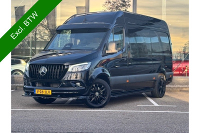 Mercedes-Benz Sprinter 319 1.9 cdi l2 l distronic l 3,5 t trekhaak l led l facelift l apple carplay l mbux 10,2 l camera l geveerde chauffeurstoel l tweezitsbank l stoelverwarming l draadloos opladen l houten vloer l tussenschot l zijwanden beti...