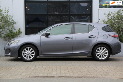 Lexus Ct 200h business line - navi - cruise - pdc +camera - stoel verw -dealer oh, accu cetrtificaat -