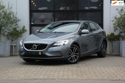 Volvo V40 2.0 t2 momentum - actieprijs: €15.135,- t/m 20 augustus!