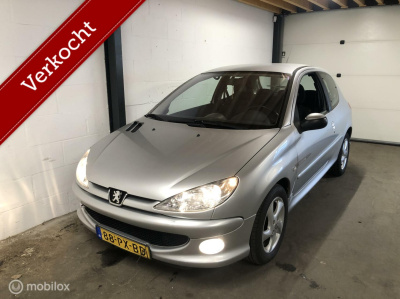Peugeot 206 1.4-16v quiksilver