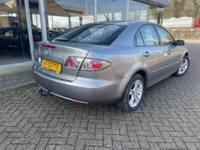 Mazda 6 2.0i