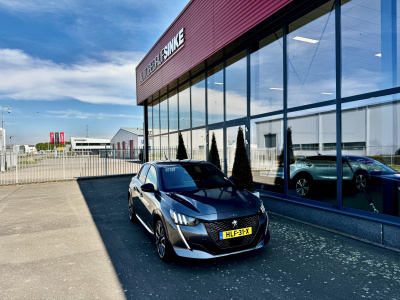 Peugeot 208 1.2 puretech gt navi ecc
