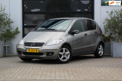 Mercedes-Benz A-Klasse 150 classic - stoelverwaming - panoramadak - navi - achteruitrijcamera - bluetooth - carkit