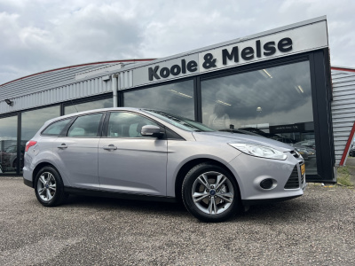 Ford Focus 1.0 ecoboost 100pk edition , trekhaak , voorruitverwarming