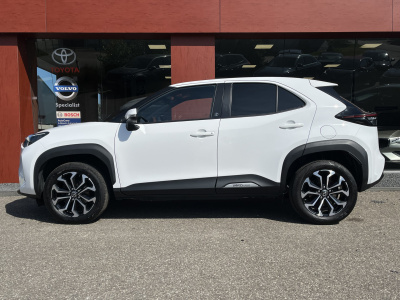 Toyota Yaris Cross 1.5 hybrid dynamic | camera | acc | carplay | keyless