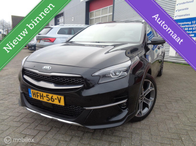 Kia Xceed 1.4 t-gdi executive/automaat/navi/panoramadak/half leer/18''lm/trekhaak/jbl-sound/1st eig