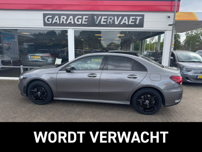 Mercedes-Benz A-Klasse 250 e business solution amg limited