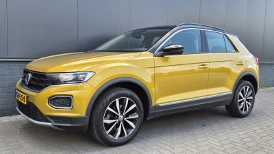 Volkswagen T-roc tsi style business *led*pano*blind-spot*clima*lane-ass*beats*nav