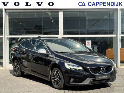 Volvo V40 t3 153pk aut6 polar+ sport| panodak| camera| h&k sound| keyless|
