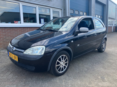 Opel Corsa 1.2-16v njoy
