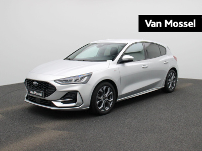 Ford Focus st line | automaat | climate control | cruise control | navigatie | winterpakket | achteruitrij camera | apple carplay/android auto |