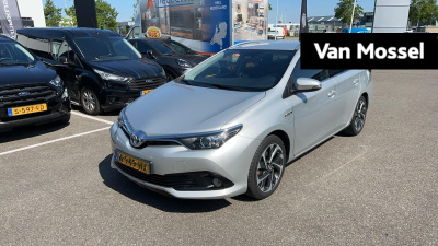 Toyota Auris touring sports 1.8 hybrid lease | 17'' velgen | camera | navigatie | dealer onderhouden! | privacy glass