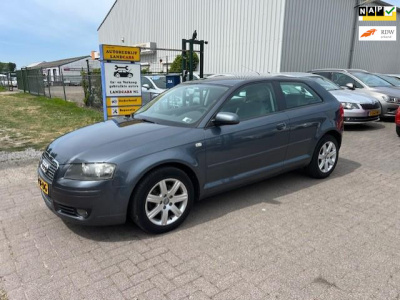 Audi A3 2.0 fsi attraction