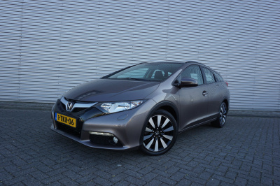 Honda Civic tourer 1.8 sport business edition climate / stoelverw. / cruise / elektr. ramen / nap