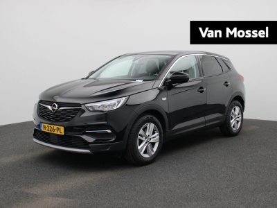 Opel Grandland X 1.2 turbo business executive | automaat | panoramadak | navigatie | elektrische achterklep | adaptive cruise control | camera | parkeersensoren | apple carplay / android auto | denon audio | lichtmetalen velgen |