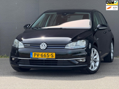 Volkswagen Golf 1.5 tsi comfortline business