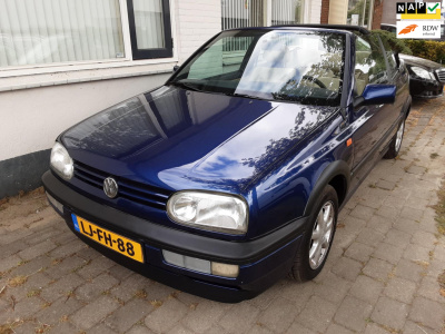 Volkswagen Golf cabriolet 1.8 avantgarde