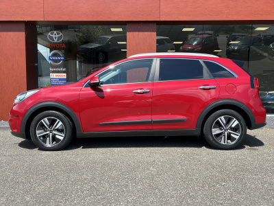 Kia Niro 1.6 gdi hybrid businessline | kanteldak | carplay | camera | trekhaak