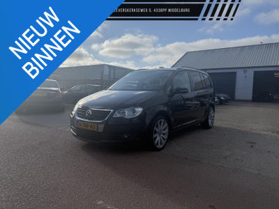 Volkswagen Touran 1.4 tsi highline automaat clima stoelverwarming