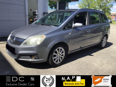 Opel Zafira 1.8 automaat 7-persoons | cruise | trekhaak | nap | nieuwe apk | airco etc.