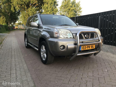 Nissan X-Trail 2.5 sport 4x4