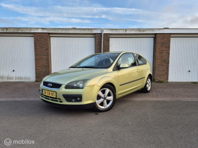 Ford Focus 1.6-16v futura / origineel nl / cruisecontrol
