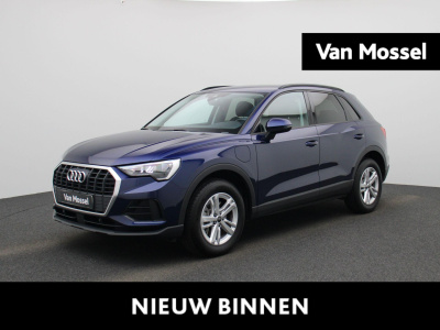 Audi Q3 45 tfsi e s tronic | automaat | lmv | parkeer sensoren | virtual cockpit | climate control | stoel verwarming | appla carplay | navigatie | lage km stand
