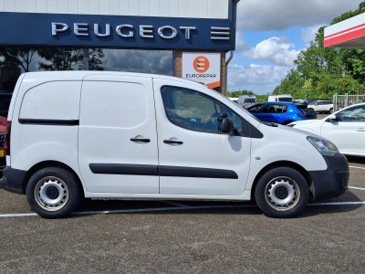Peugeot Partner 1.5 bluehdi 100pk 650kg premium | airco, laadkasten, zijdeur r., parkeerhulp achter, bluetooth tel. carkit, tomttomnavigatiesysteem vast in a-stijl