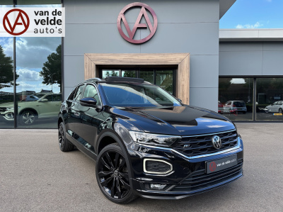 Volkswagen T-roc 1.5 tsi 150pk dsg r-line | panoramadak | led | 19 inch | trekhaak | dode hoek | rijklaar incl. 1 jaar bovag garantie