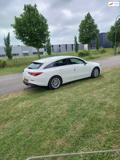 Mercedes-Benz Cla shooting brake 180 business solution