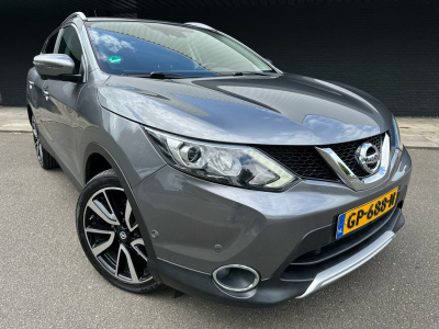 Nissan Qashqai 1.6 turbo tekna // 1500kg trekvermorgen //
