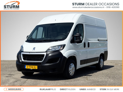 Peugeot Boxer 330 2.0 bluehdi l1h2 premium 3-persoons | trekhaak | kastinbouw laadruimte | camera | airco | cruise control | rijklaarprijs! (ex. btw/bpm)