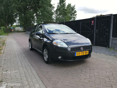 Fiat Grande Punto 1.4 active panorama dak !!!