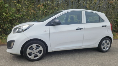 Kia Picanto 1.0 12v hatchback