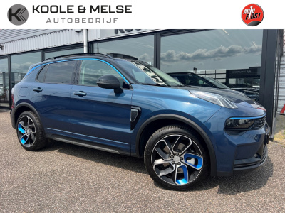 Lynk & Co 01 1.5 261pk plug in hybrid , panodak , carplay