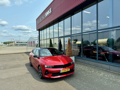 Opel Astra sports tourer 1.6 turbo plug in hybrid ultimate pano dak