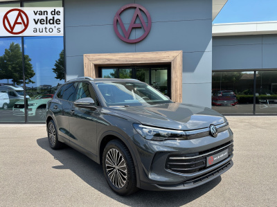 Volkswagen Tiguan 1.5 etsi life | trekhaak | camera | trekhaak | dode hoek | rijklaar incl. garantie
