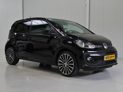Volkswagen UP! active 5drs | private lease!