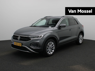 Volkswagen T-roc 1.0 tsi life | lmv | parkeer sensoren | virtual cockpit | cruise control | dab | apple carplay | airco