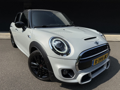 Mini Cooper mini 2.0 // serious business pack // nieuwstaat // 5 deurs /