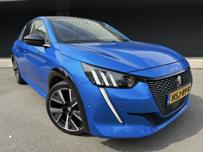 Peugeot 208 1.2 puretech gt // automaat // panoramadak //