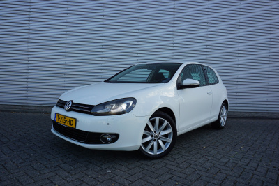 Volkswagen Golf 1.4 tsi highline airco / navi / cruise / stoelverw. / elektr. ramen / parkeers.