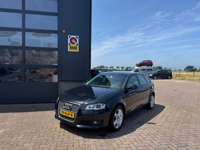 Audi A3 sportback 1.6 attraction business edition