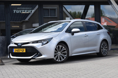 Toyota Corolla Touring Sports 1.8 hybrid sport plus | camera | afn. trekhaak | apple carplay | android auto | nap