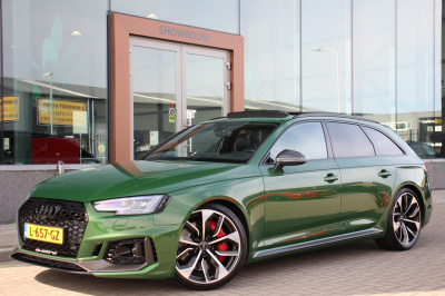 Audi Rs4 a4 avant 2.9 tfsi quattro pro line plus | pano | carbon | massage | head up