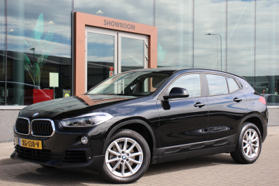 BMW X2 sdrive18i executive | leder | achteruitrijcamera | navi |