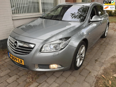Opel Insignia sports tourer 2.0 t cosmo